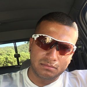 Meet your Posher, Luis